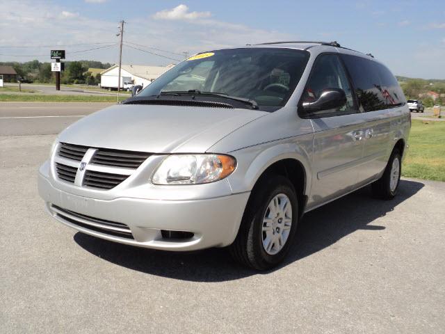 Photo of 2005 Dodge Grand Caravan