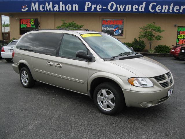 Photo of 2005 Dodge Caravan