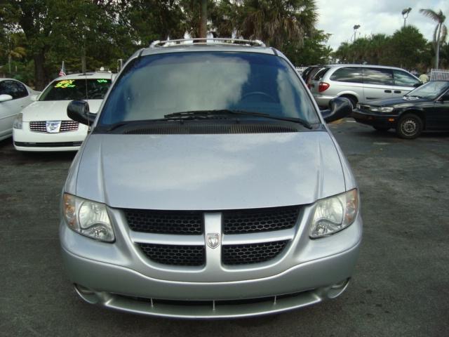 Photo of 2004 Dodge Grand Caravan