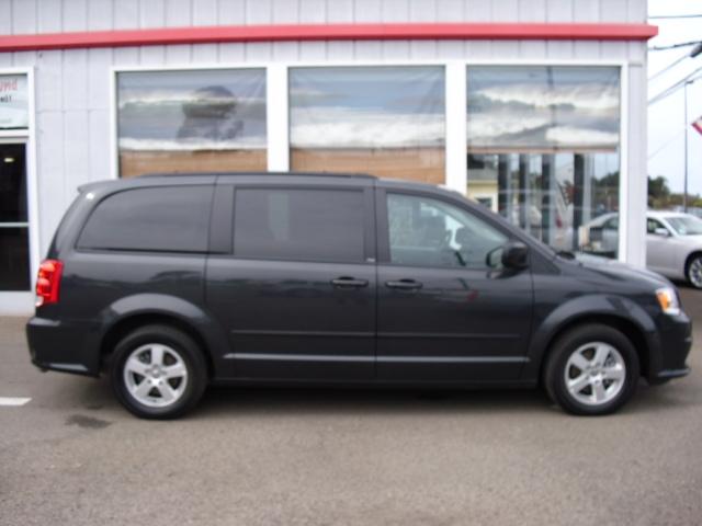 Photo of 2011 Dodge Grand Caravan