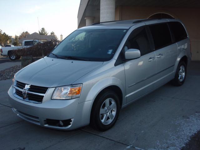 Photo of 2010 Dodge Grand Caravan