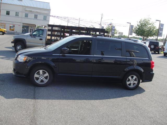 Photo of 2011 Dodge Grand Caravan