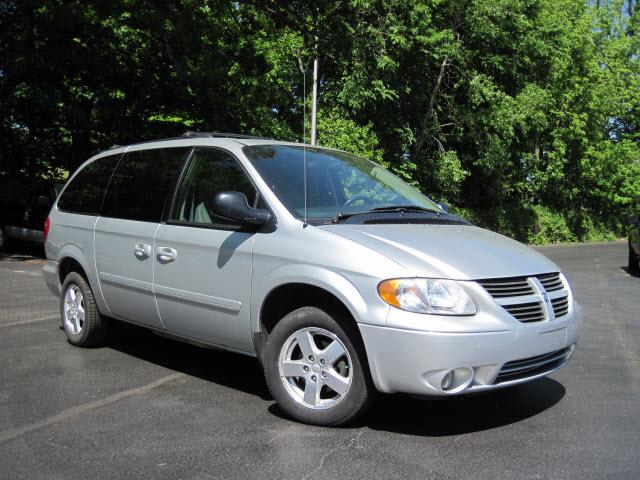 Photo of 2005 Dodge Grand Caravan