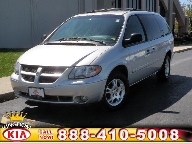 Photo of 2004 Dodge Grand Caravan