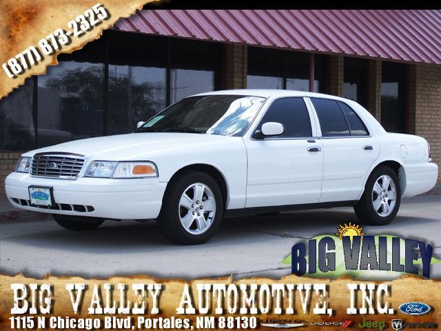 Photo of 2011 Ford Crown Victoria