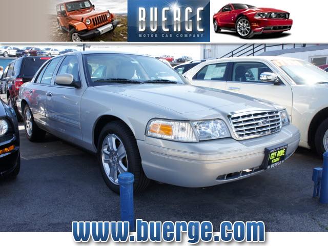 Photo of 2011 Ford Crown Victoria