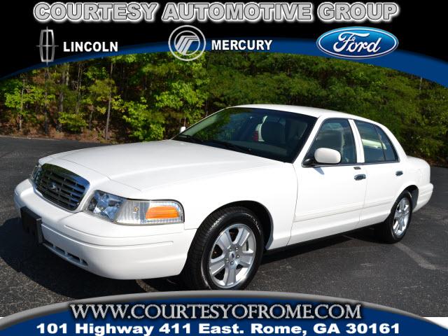 Photo of 2011 Ford Crown Victoria