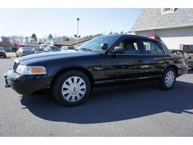 Photo of 2008 Ford Crown Victoria