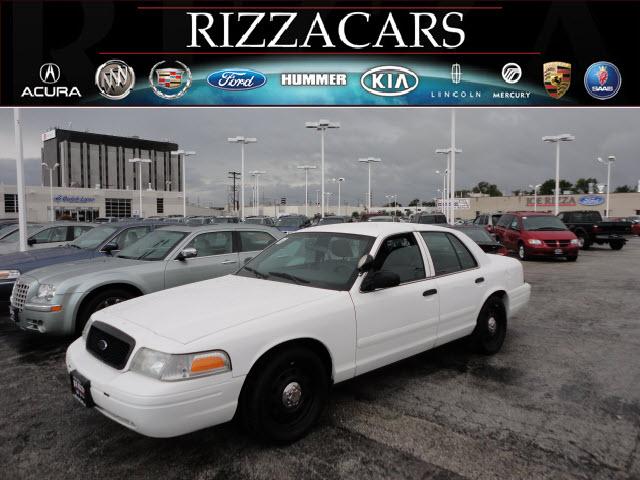 Photo of 2007 Ford Crown Victoria