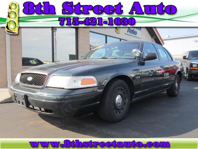Photo of 2003 Ford Crown Victoria