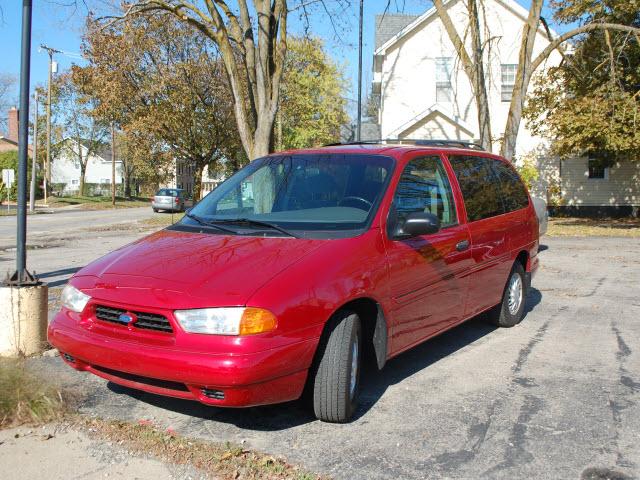 Photo of 1998 Ford Windstar