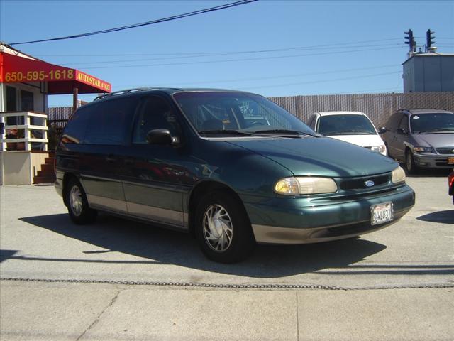 Photo of 1995 Ford Windstar