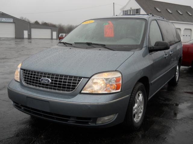 Photo of 2004 Ford Freestar