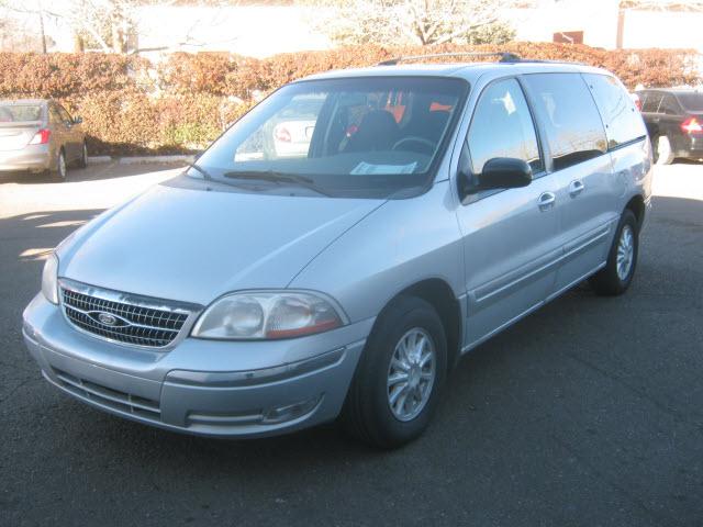 Photo of 2000 Ford Windstar