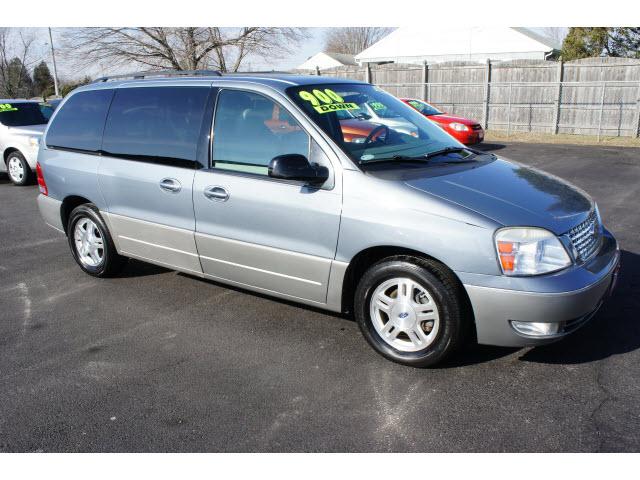 Photo of 2004 Ford Freestar