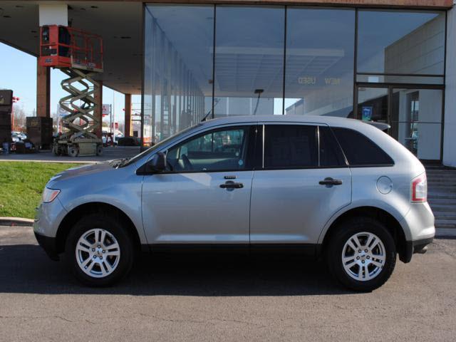 Photo of 2007 Ford Edge