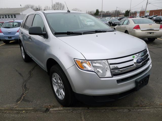 Photo of 2010 Ford Edge