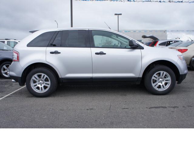 Photo of 2010 Ford Edge