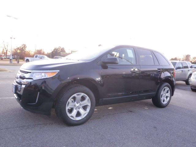 Photo of 2012 Ford Edge