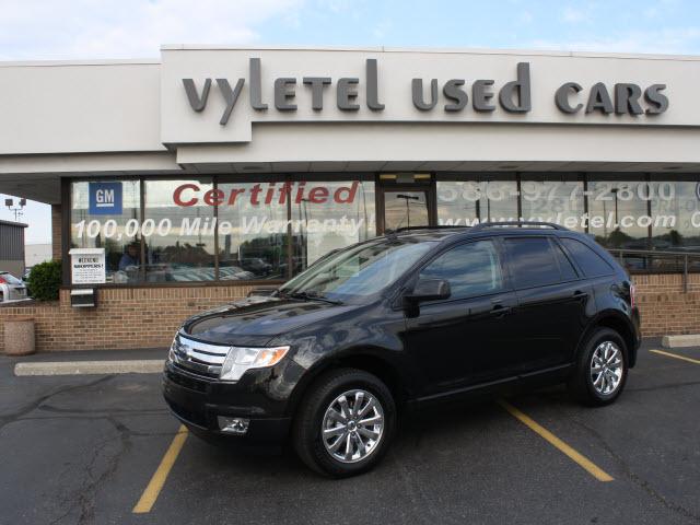 Photo of 2010 Ford Edge