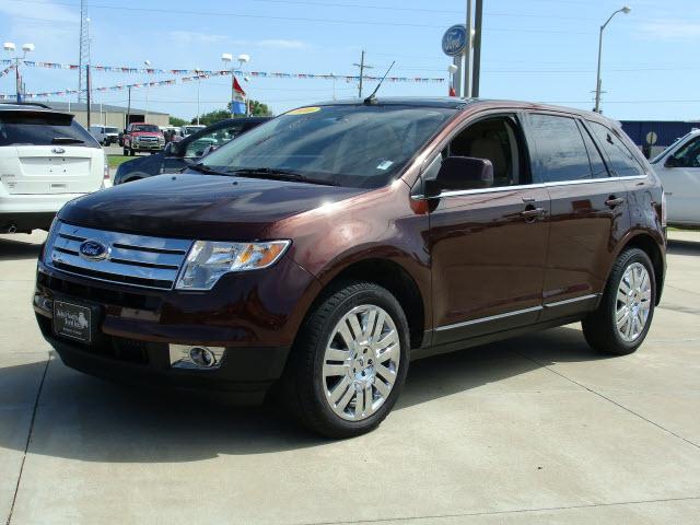 Photo of 2010 Ford Edge