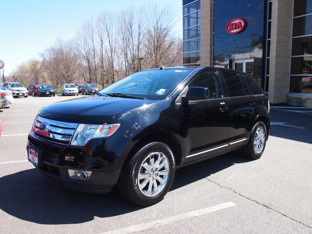 Photo of 2007 Ford Edge