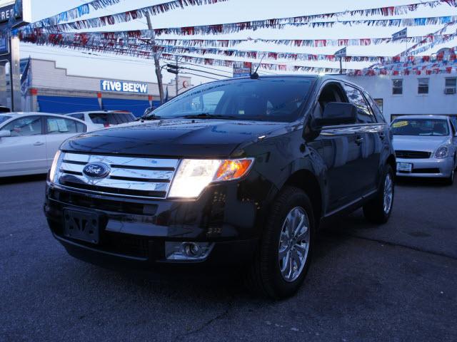 Photo of 2010 Ford Edge