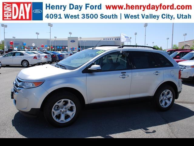 Photo of 2011 Ford Edge