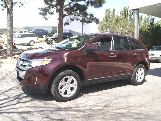 Photo of 2011 Ford Edge