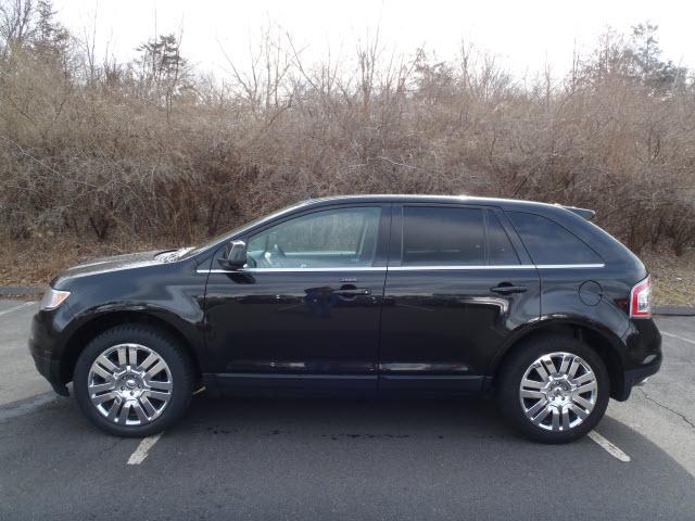 Photo of 2010 Ford Edge