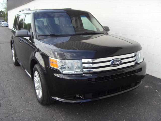 Photo of 2010 Ford Flex