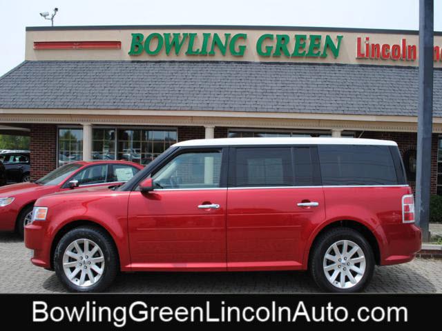 Photo of 2010 Ford Flex