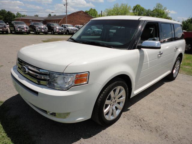 Photo of 2011 Ford Flex