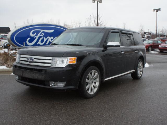 Photo of 2011 Ford Flex
