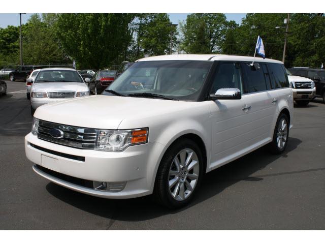 Photo of 2010 Ford Flex