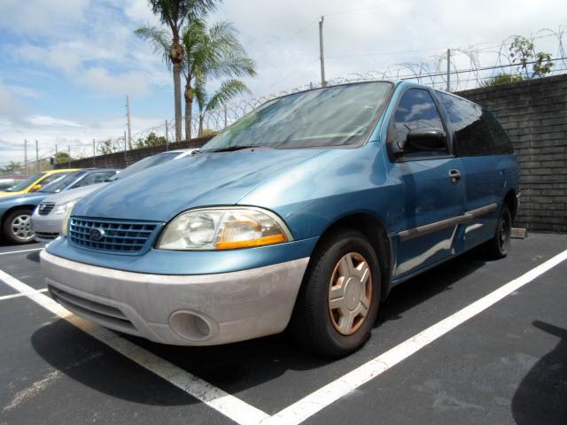 Photo of 2003 Ford Windstar