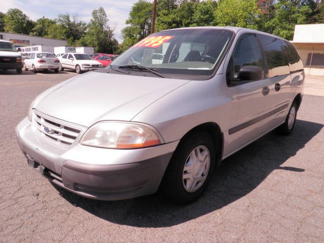 Photo of 2000 Ford Windstar