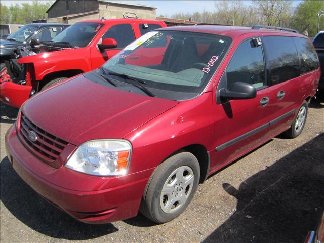Photo of 2004 Ford Freestar