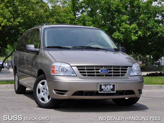 Photo of 2004 Ford Freestar
