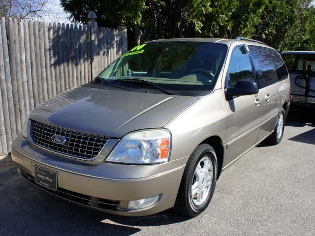 Photo of 2004 Ford Freestar