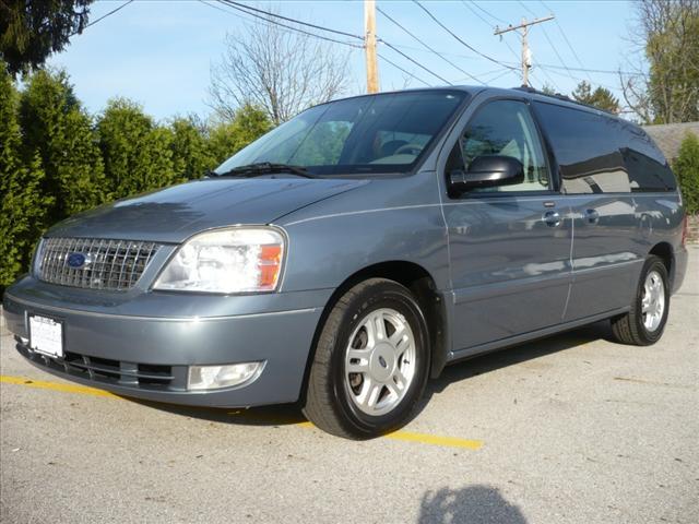 Photo of 2004 Ford Freestar