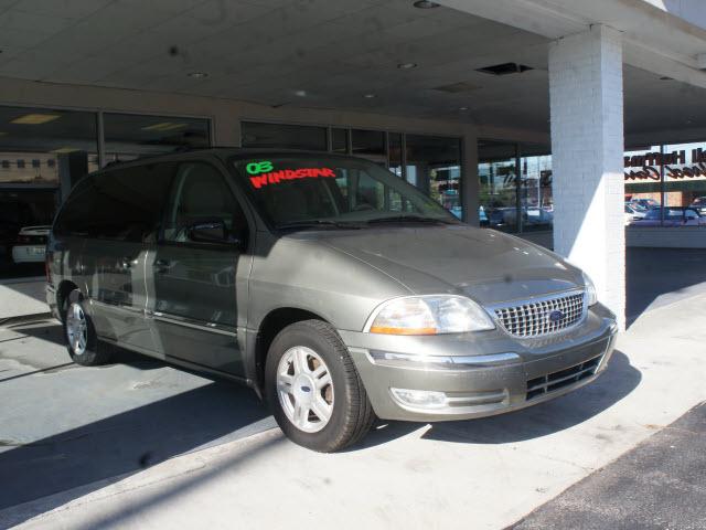 Photo of 2003 Ford Windstar