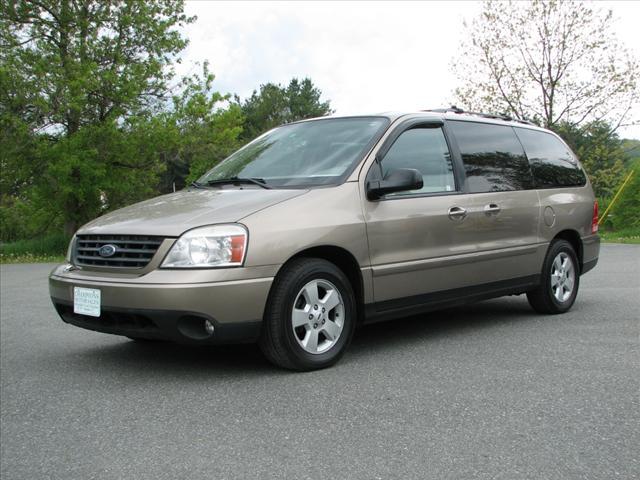 Photo of 2004 Ford Freestar