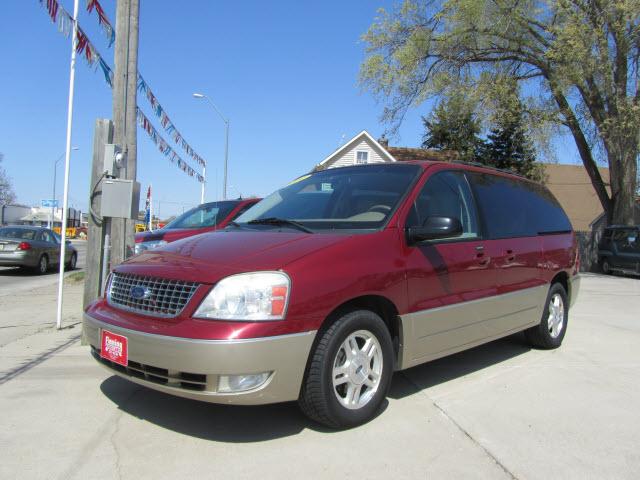 Photo of 2004 Ford Freestar