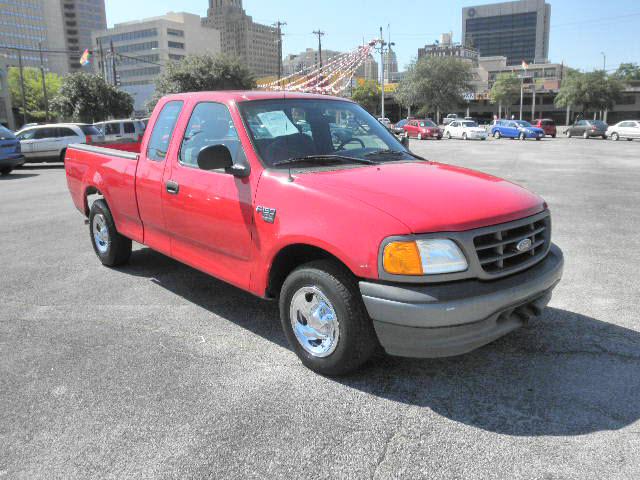 Photo of 2004 Ford F-150 Heritage