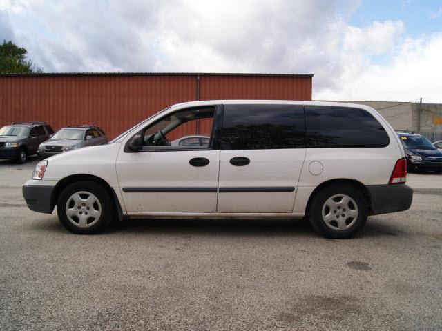 Photo of 2007 Ford Freestar Palatine Illinois