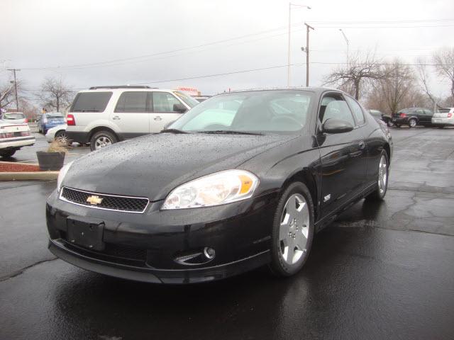 Photo of 2006 Chevrolet Monte Carlo
