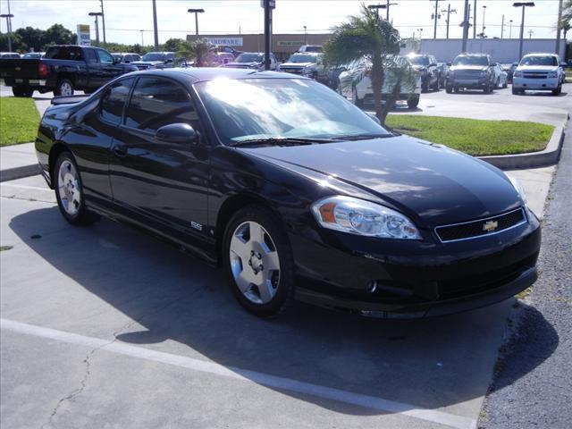 Photo of 2006 Chevrolet Monte Carlo