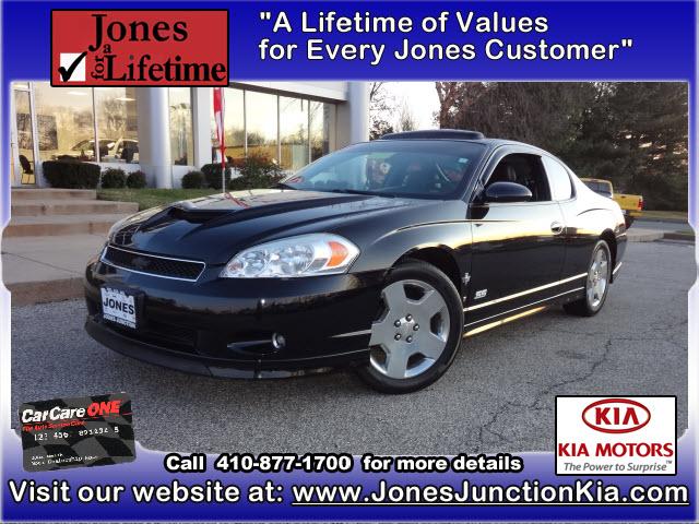 Photo of 2006 Chevrolet Monte Carlo