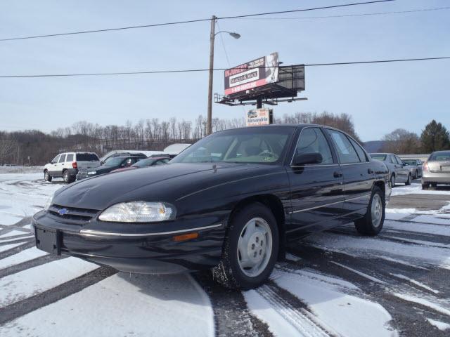 Photo of 1998 Chevrolet Lumina